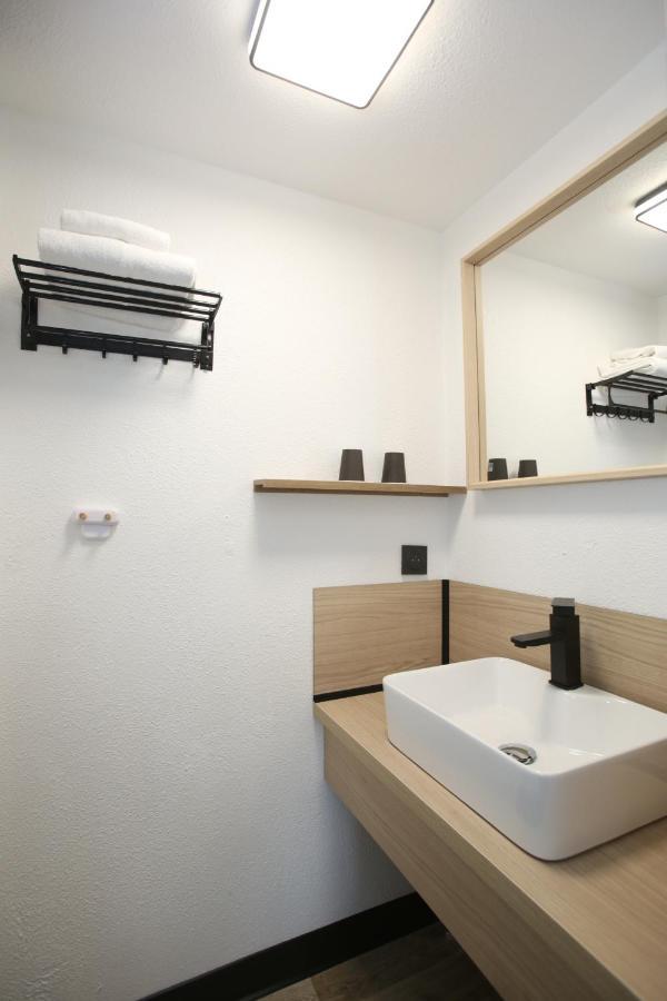 Enzo Hotels Chartres Mainvilliers By Kyriad Direct Exterior photo